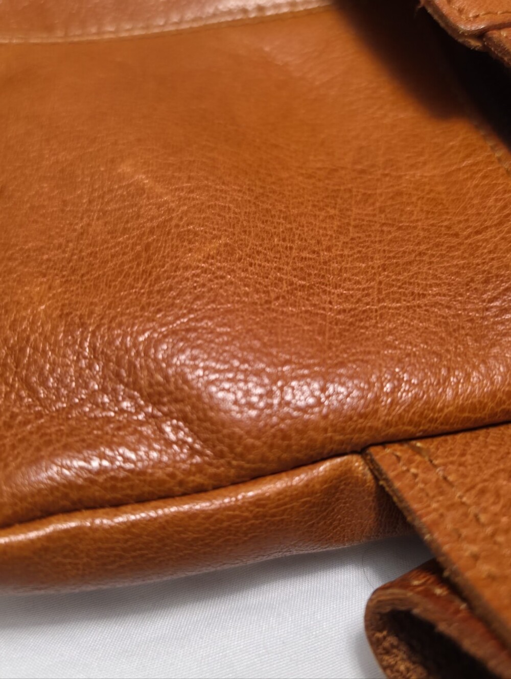 Spikes & Sparrow Brown Leather Crossbody Bag - Picture 6 of 7